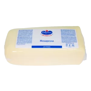 Сыр мягкий "Моцарелла для пиццы" "Свежа" 40 % вес ТМ Савушкин